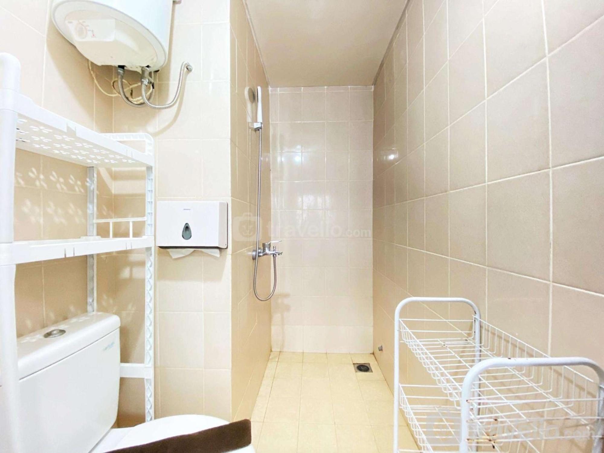 Comfy And Modern 2br At Parahyangan By Travelio Bandung