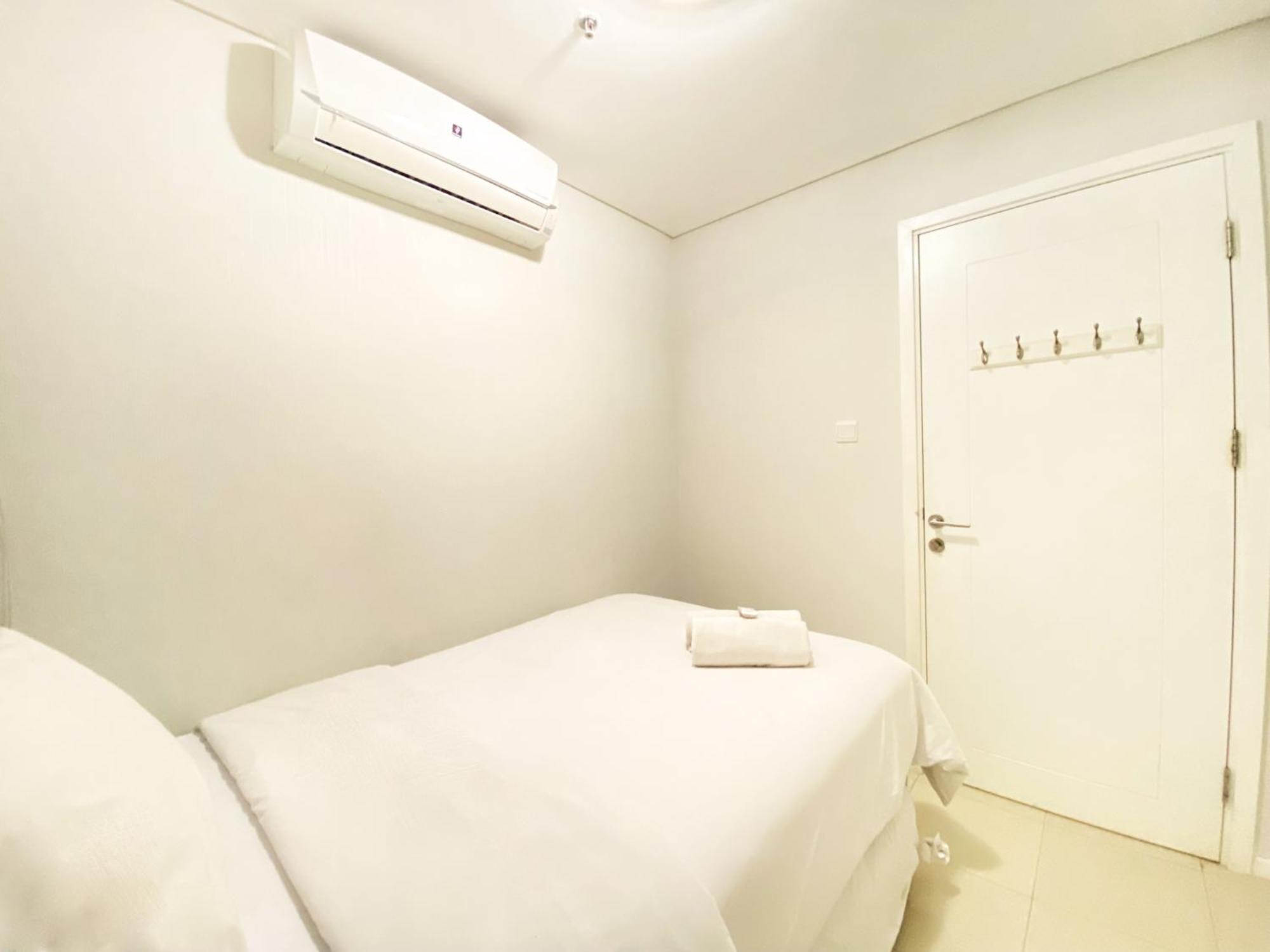 Apartemen Comfy And Modern 2br At Parahyangan By Travelio Bandung